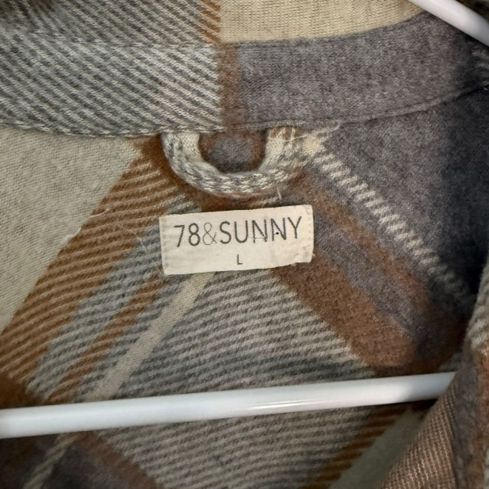 78 & Sunny Plaid Button Front Shirt Shacket Neutral Flannel Oversized L - Picture 5 of 6